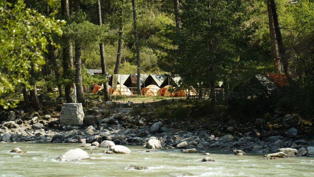 Himtrek Riverside Camps, Kasol Luaran gambar