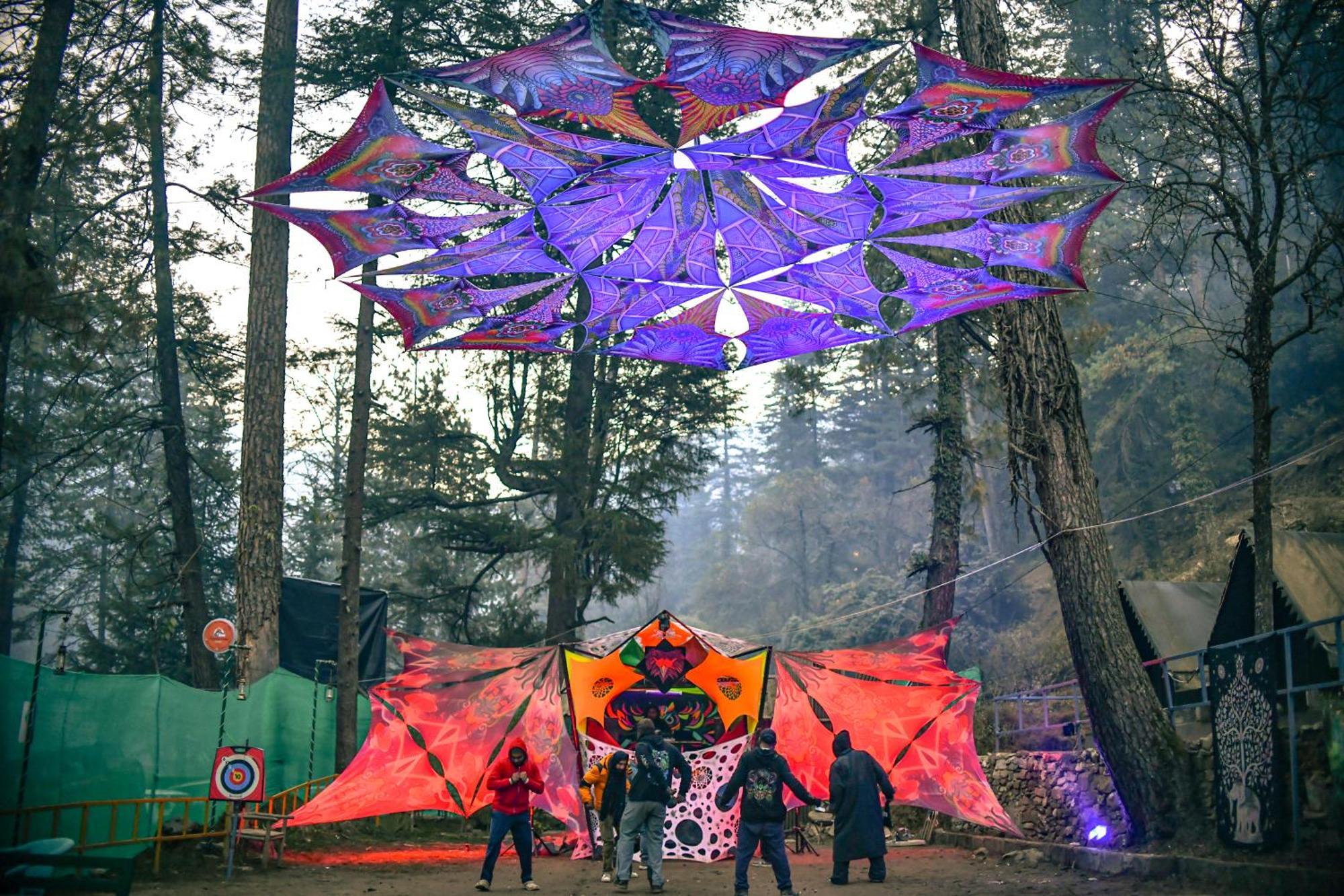 Himtrek Riverside Camps, Kasol Luaran gambar