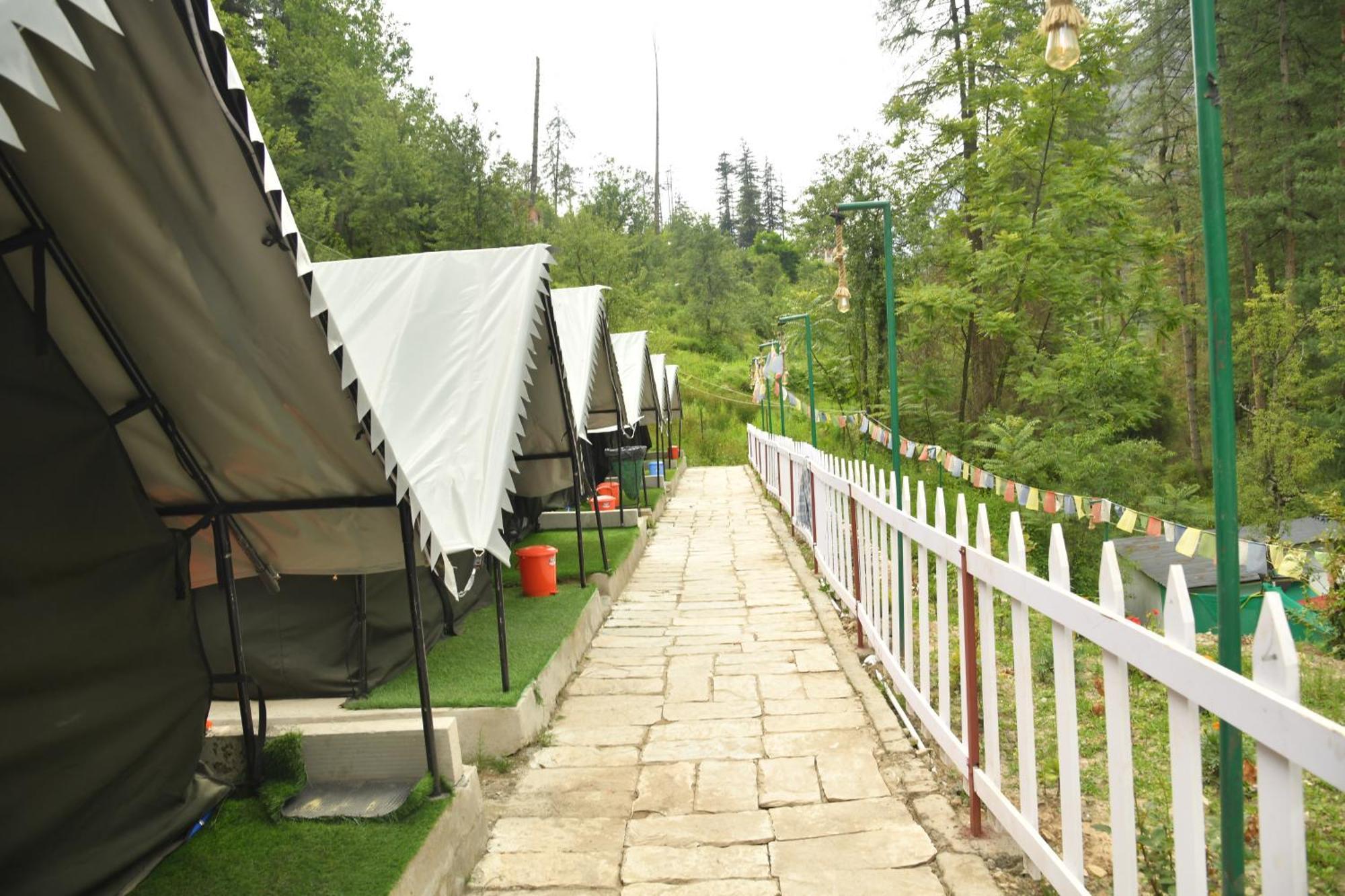 Himtrek Riverside Camps, Kasol Luaran gambar