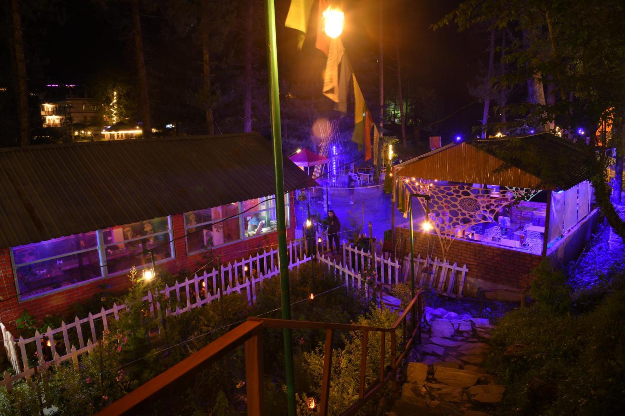 Himtrek Riverside Camps, Kasol Luaran gambar