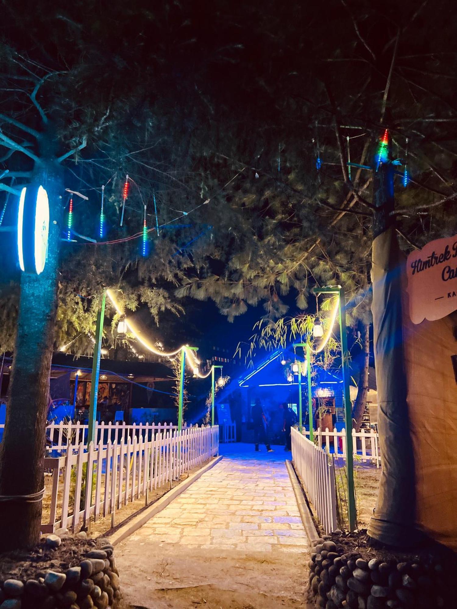 Himtrek Riverside Camps, Kasol Luaran gambar